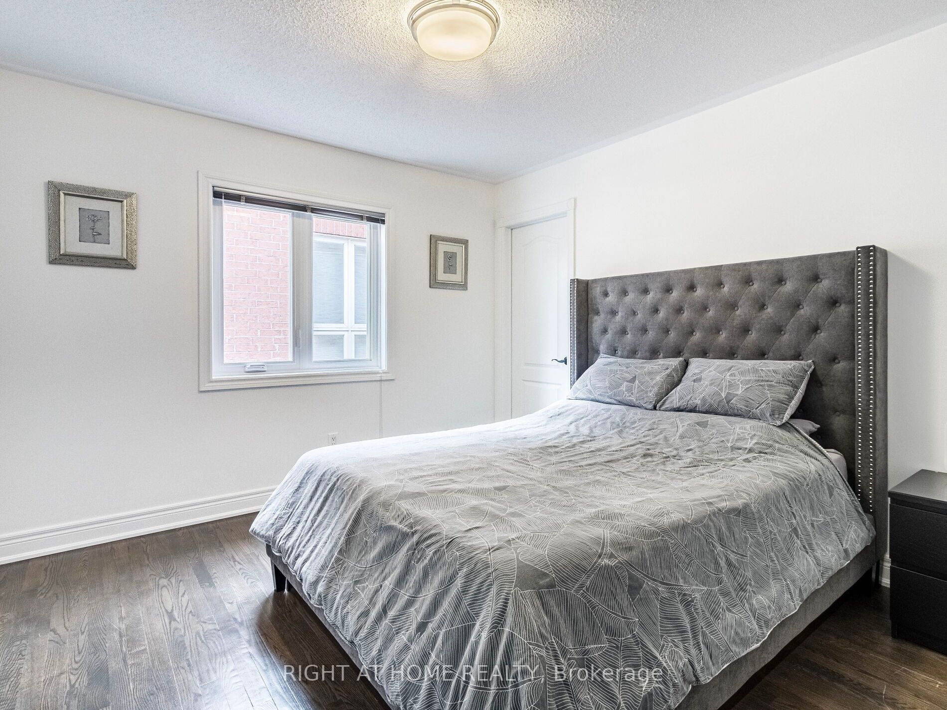 99 Deerhorn Crescent