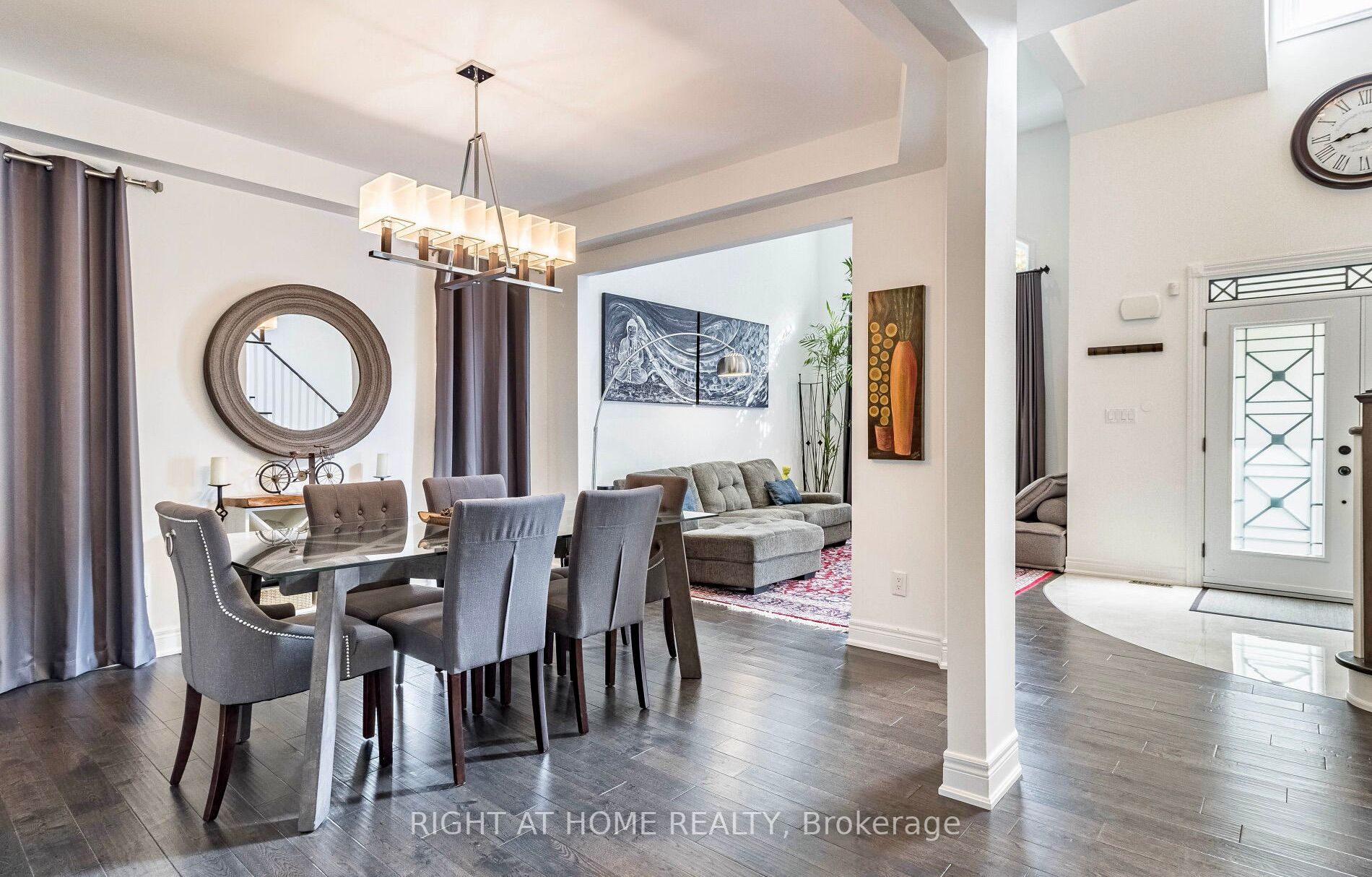 99 Deerhorn Crescent