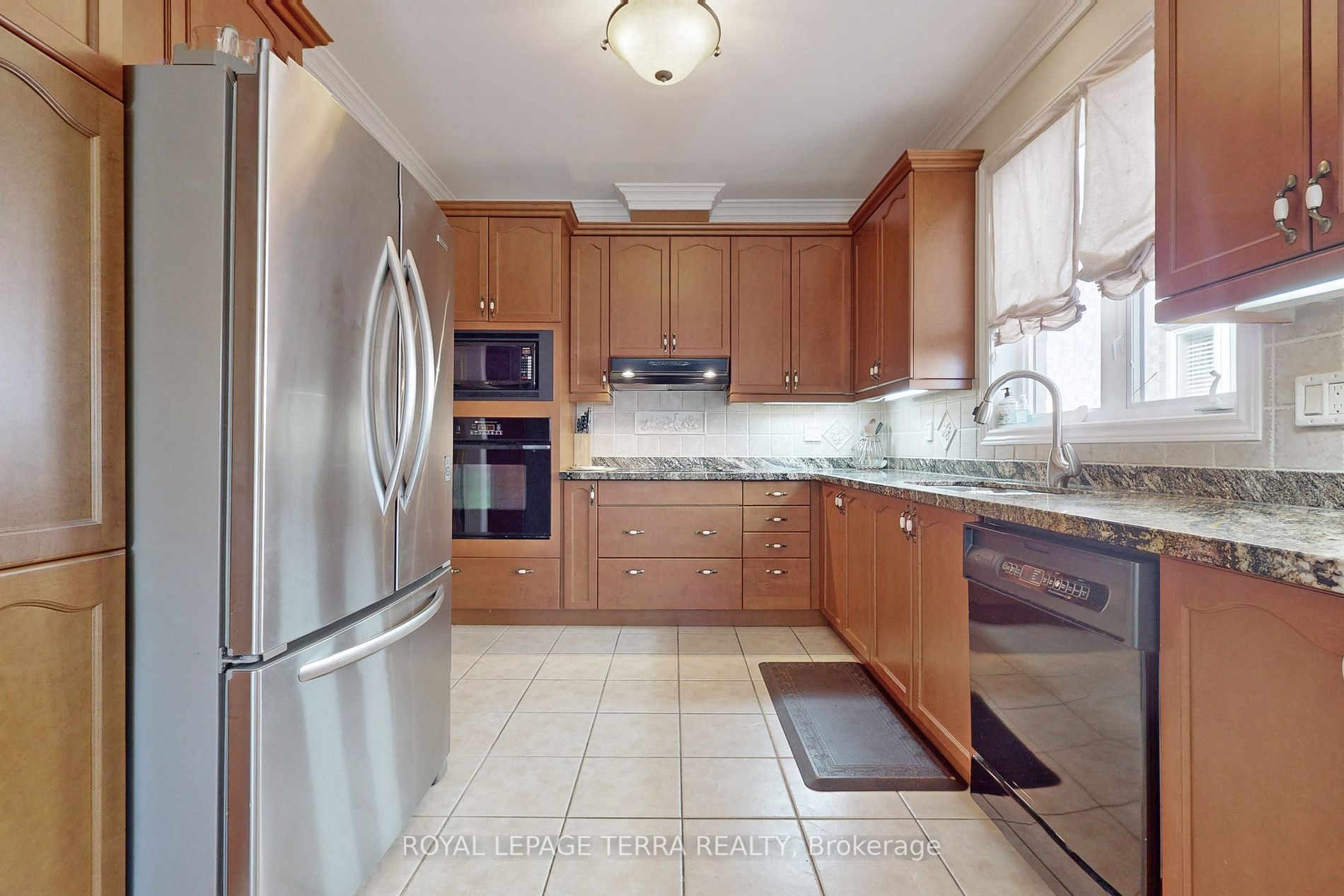 37 Tuscan Woods Tr