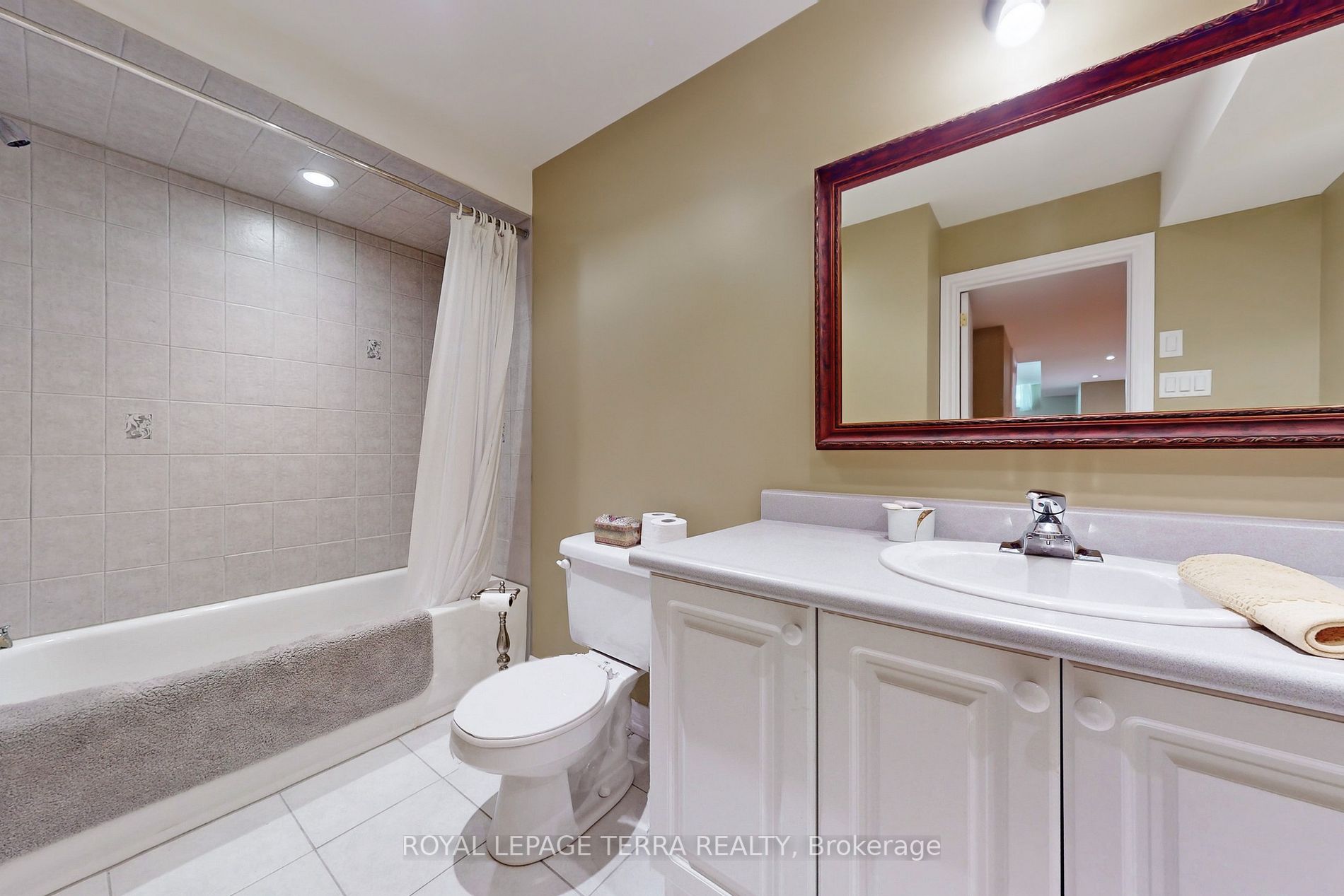 37 Tuscan Woods Tr