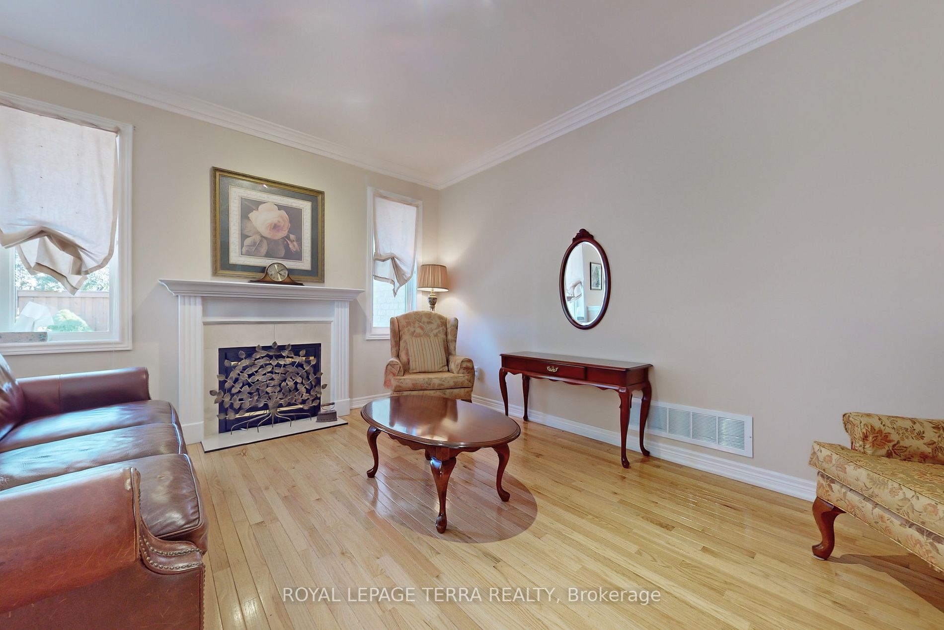 37 Tuscan Woods Tr