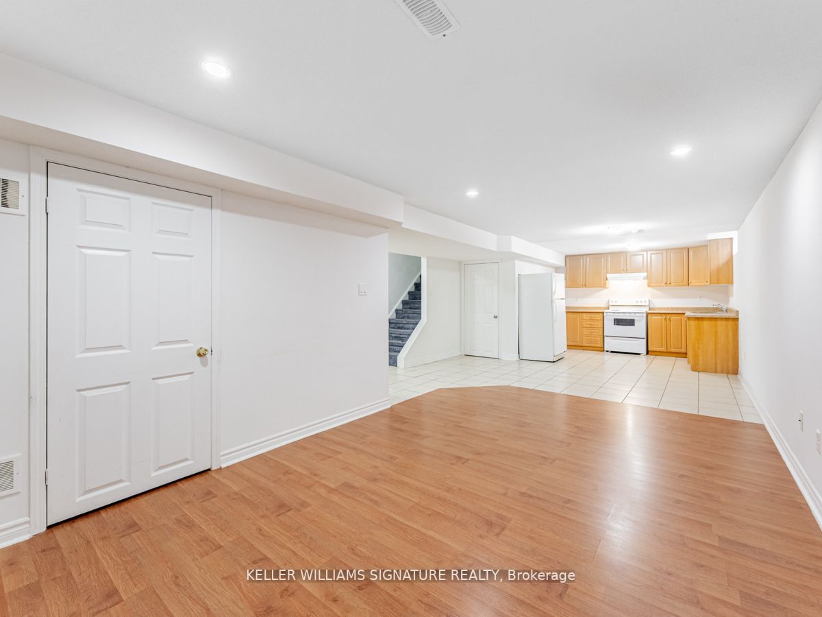 122 America Ave, #Lower