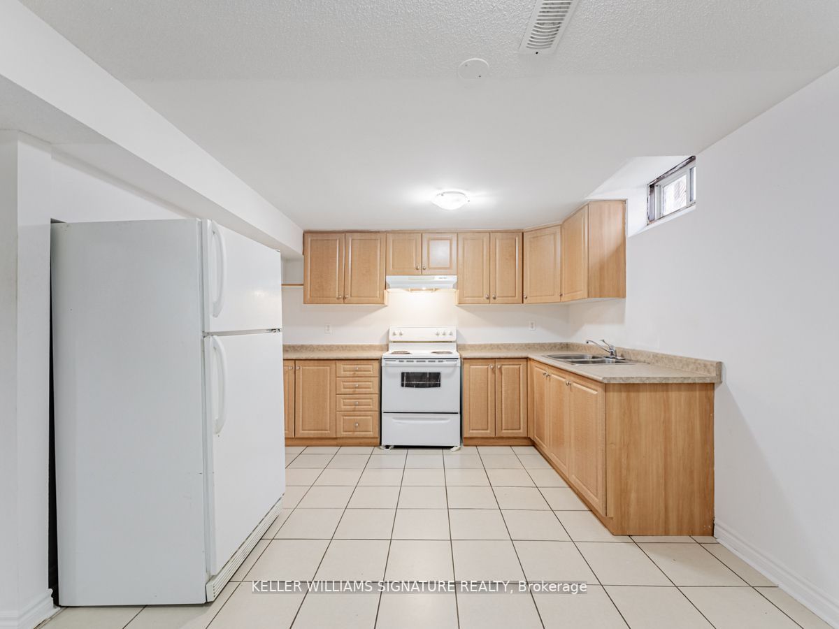 122 America Ave, #Lower