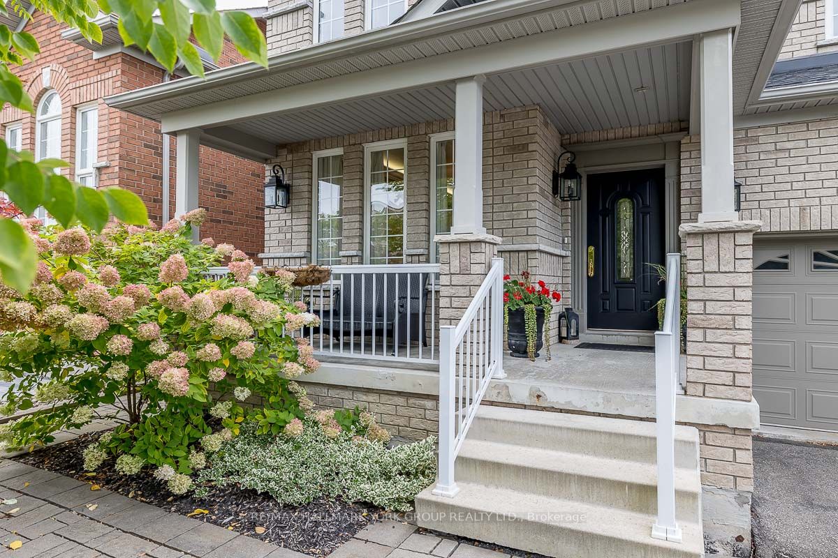 33 Calmar Cres