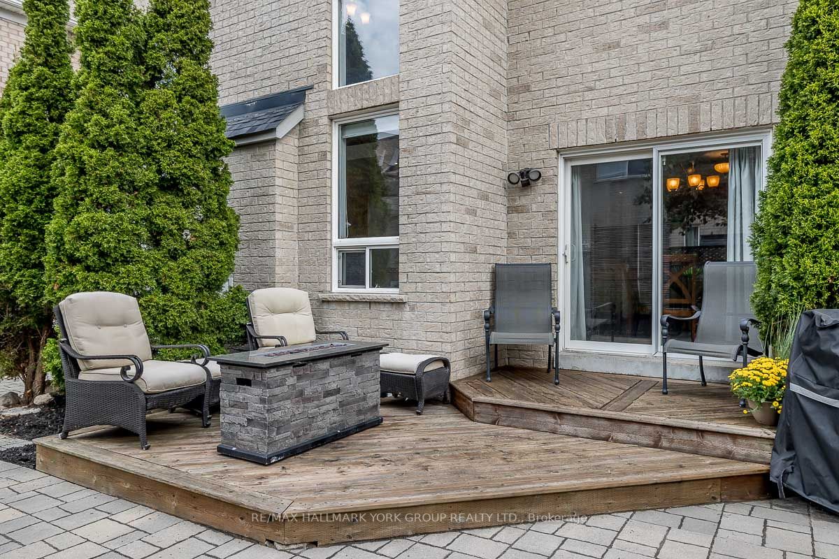 33 Calmar Cres