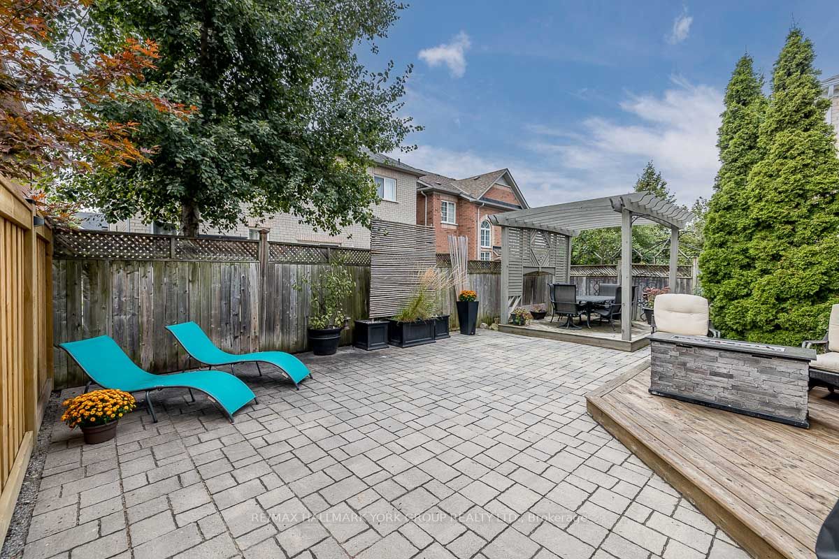 33 Calmar Cres