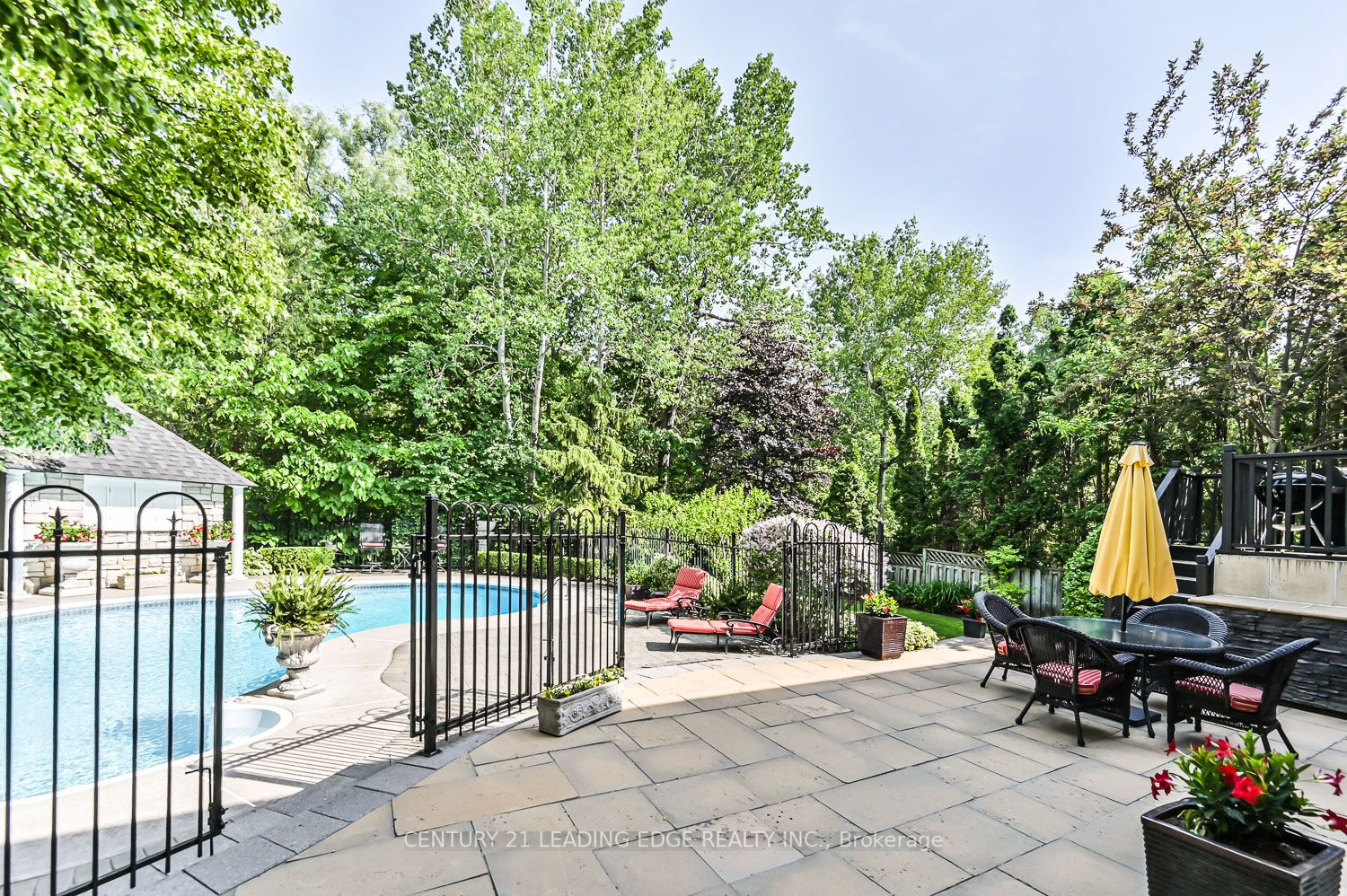 36 Wrenwood Crt
