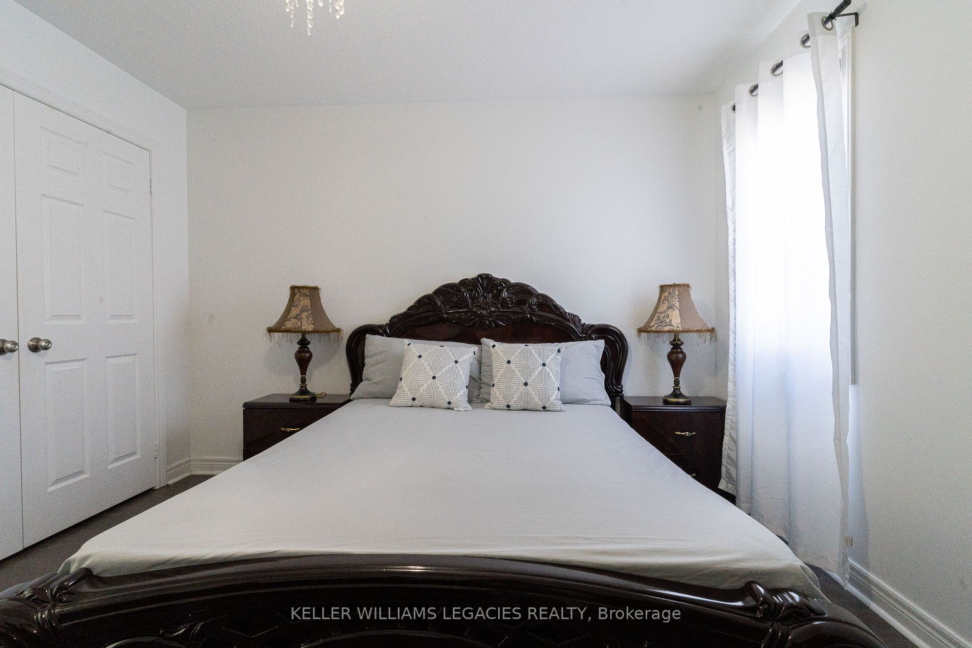 6 Romanelli Cres