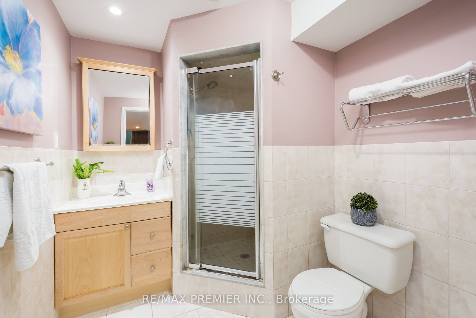 82 Donhill Cres