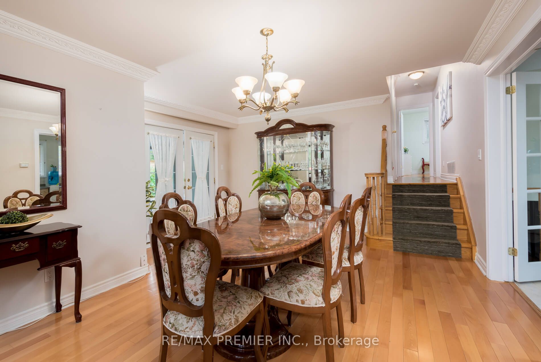 82 Donhill Cres