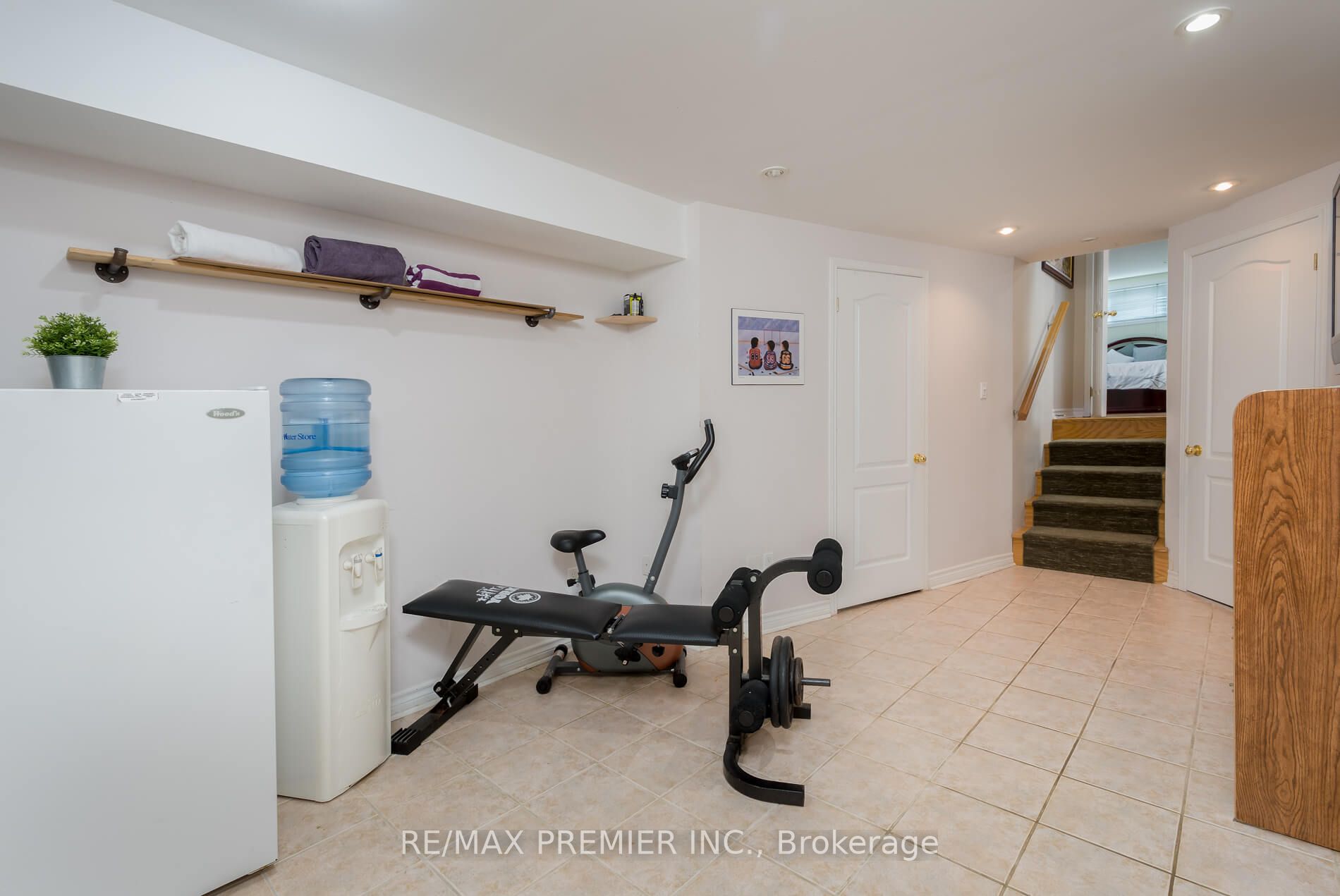 82 Donhill Cres