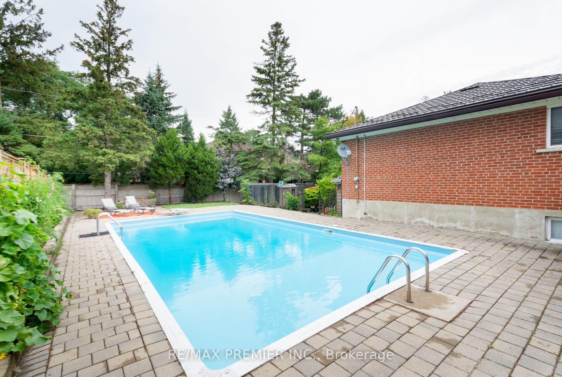 82 Donhill Cres