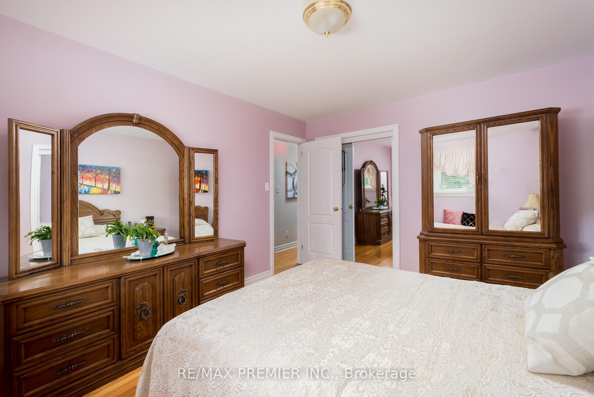 82 Donhill Cres