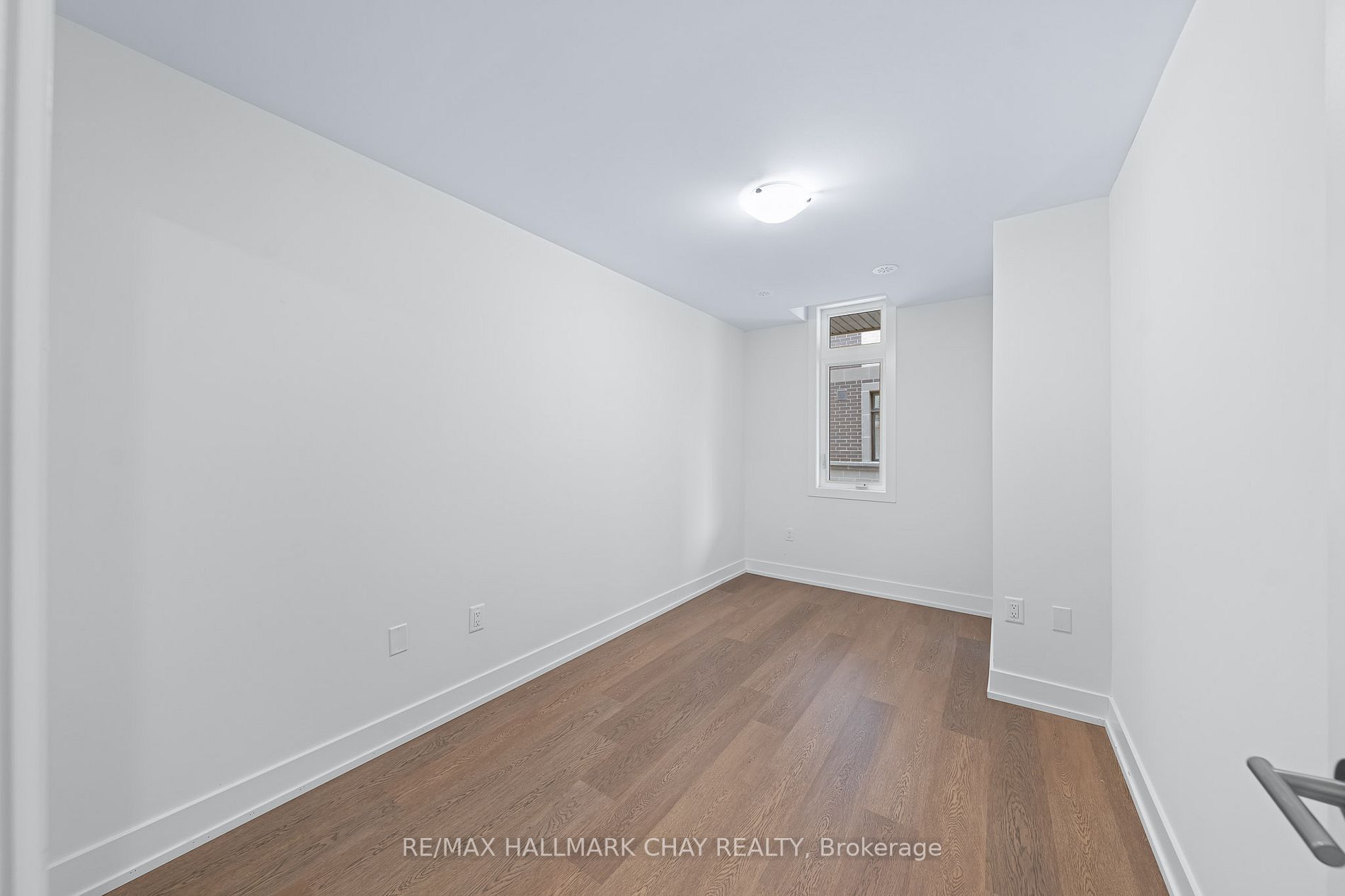 6 Sayers Lane, #16