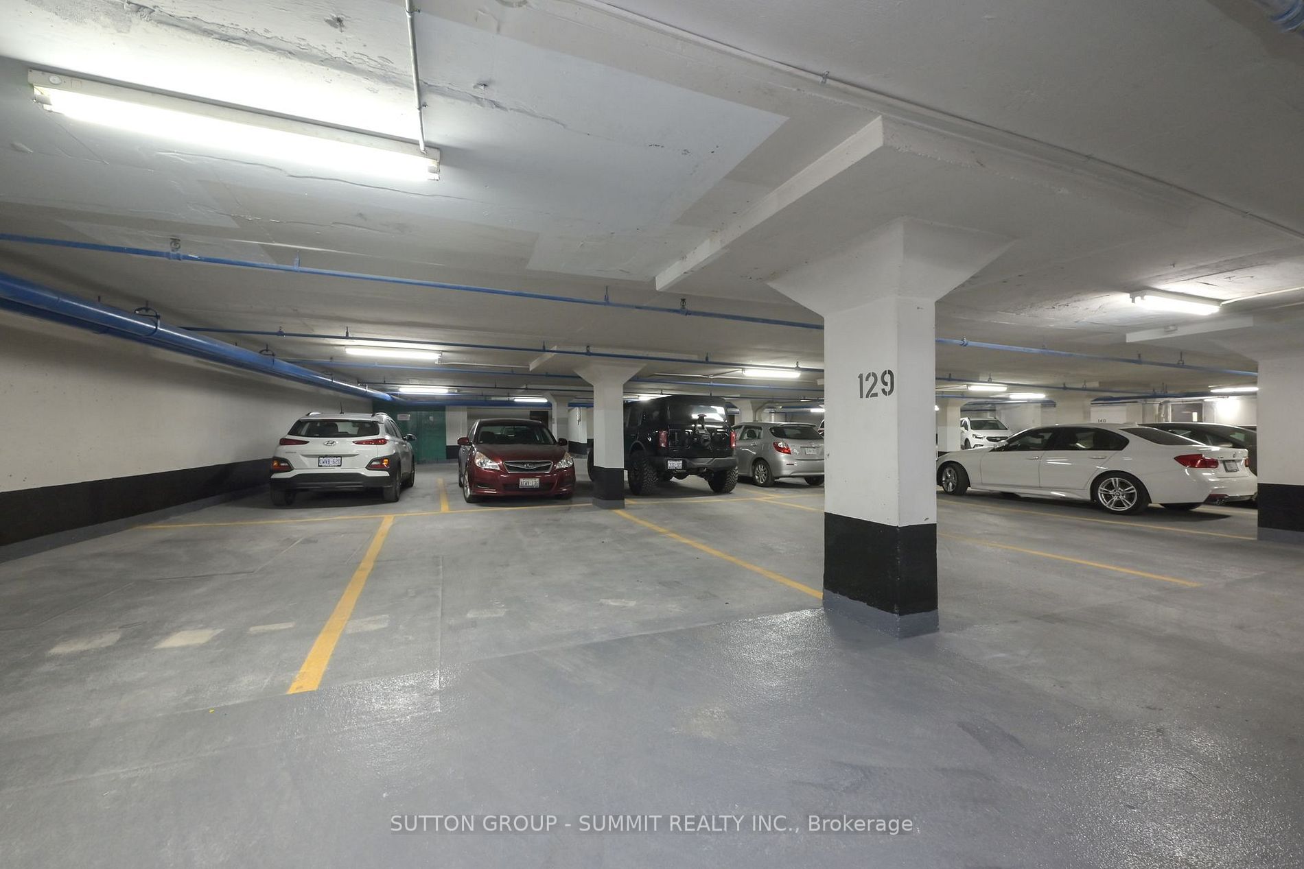 7811 Yonge St, #606
