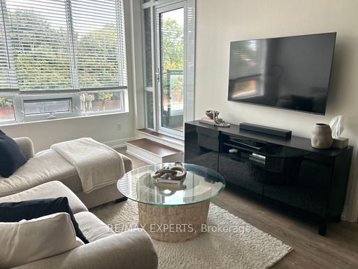 7608 Yonge St, #326