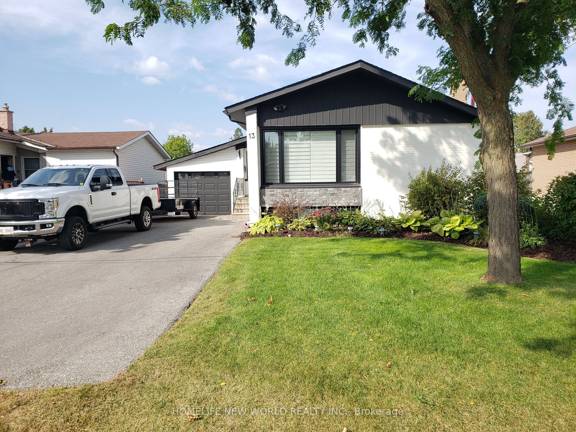 13 Rockport Cres, #Main