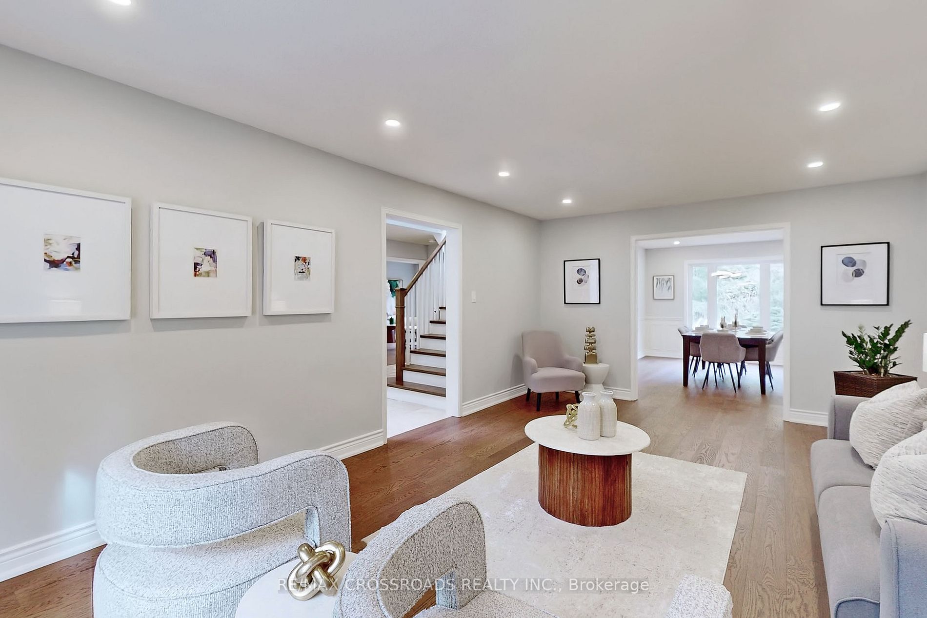 36 Pennock Cres