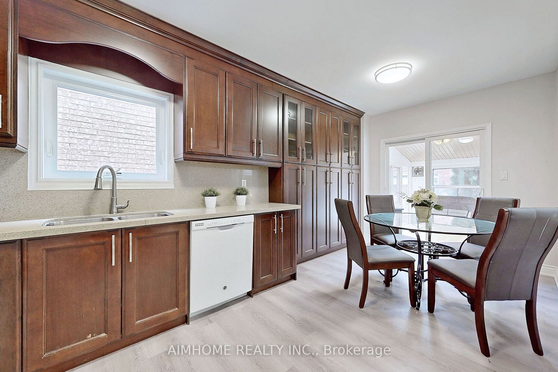 399 Flanagan Crt