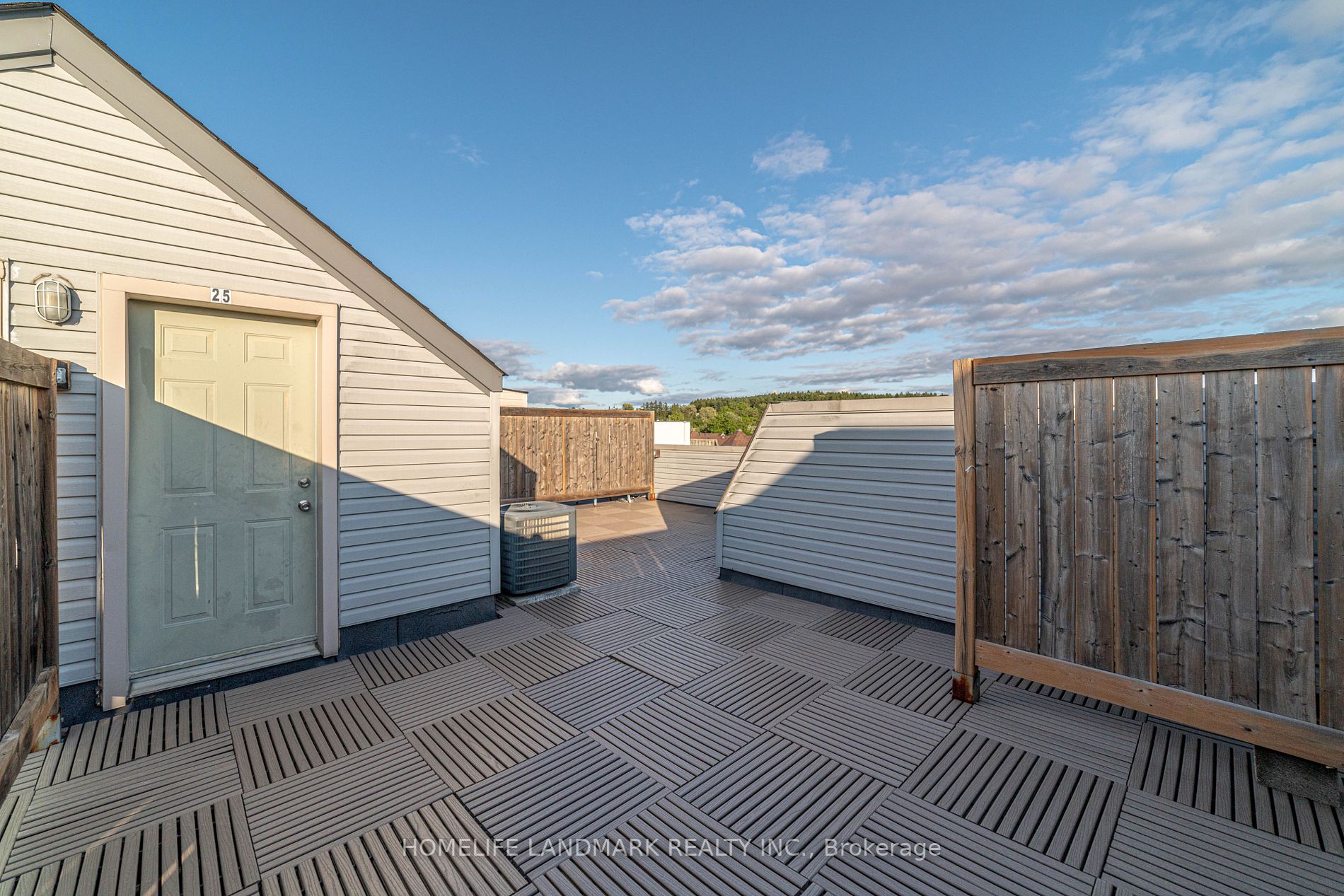 75 Weldrick Road E, #1025