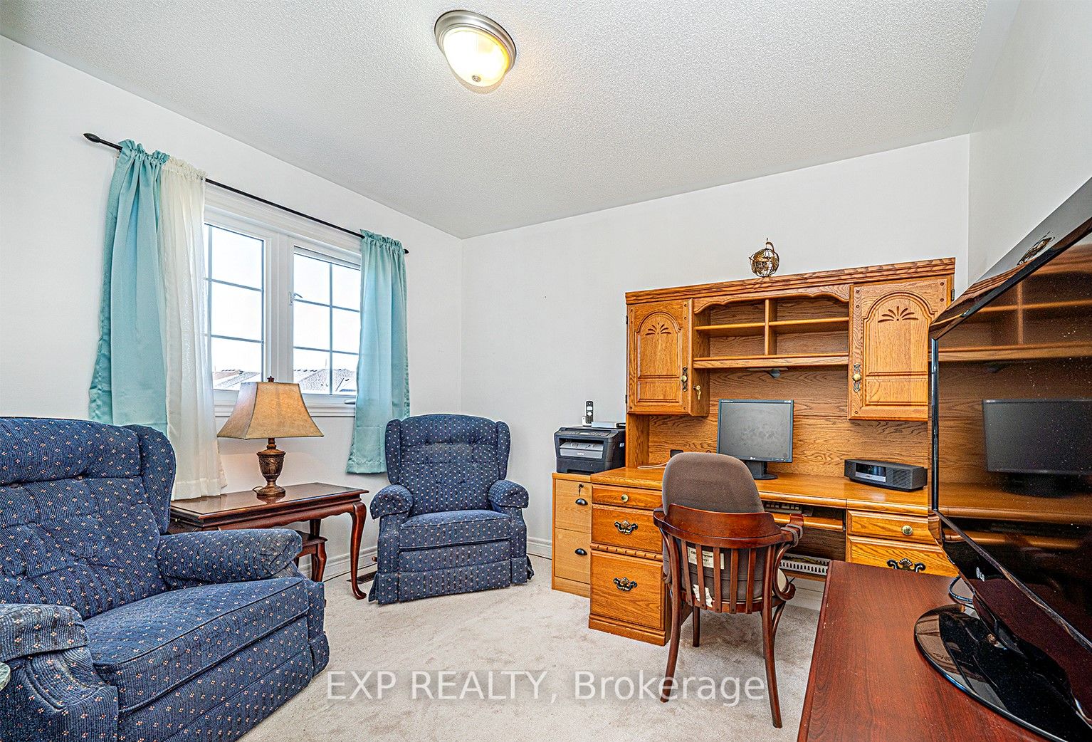 11 Turner Dr
