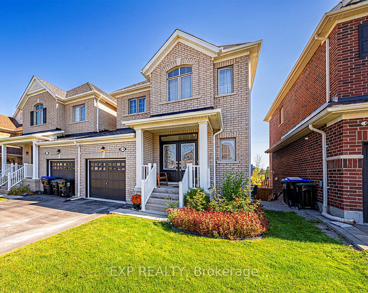 11 Turner Dr