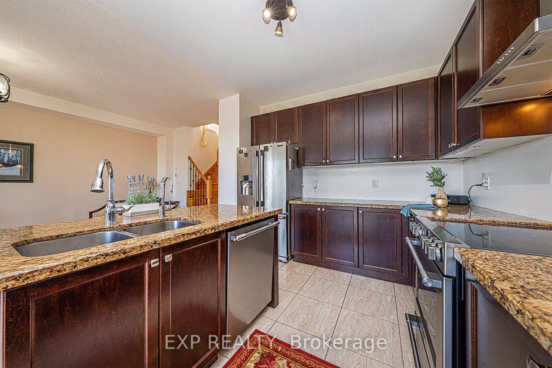 11 Turner Dr