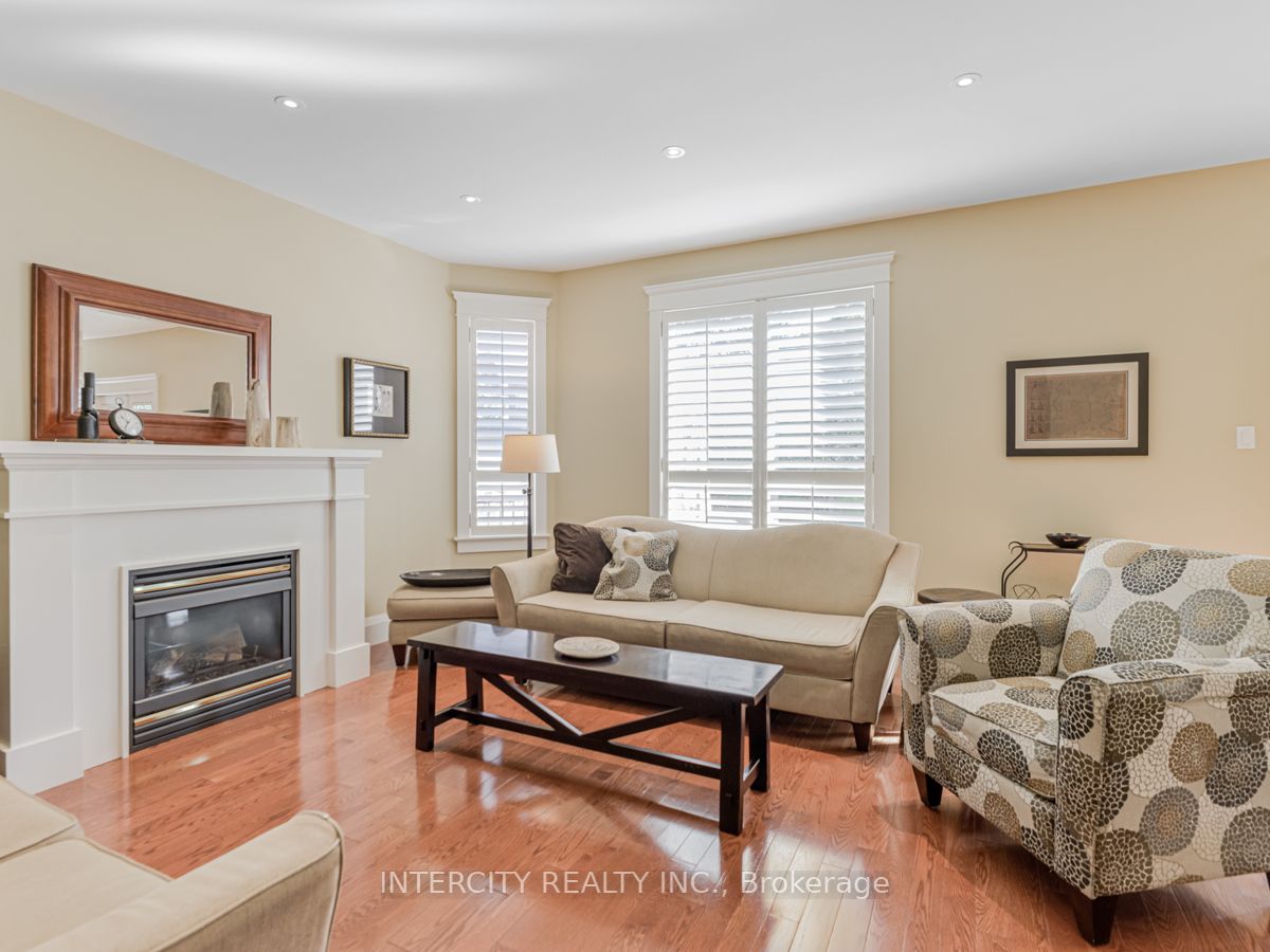 29 Avocet Dr
