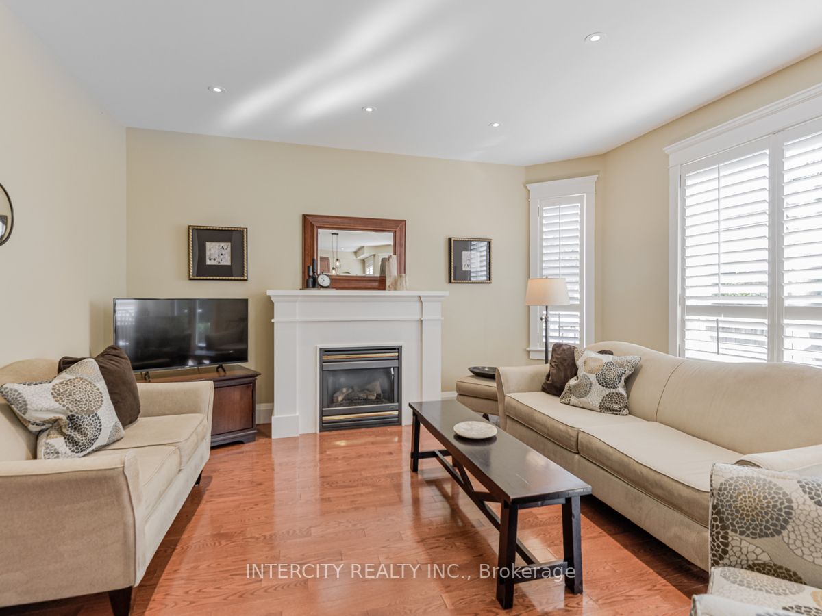29 Avocet Dr