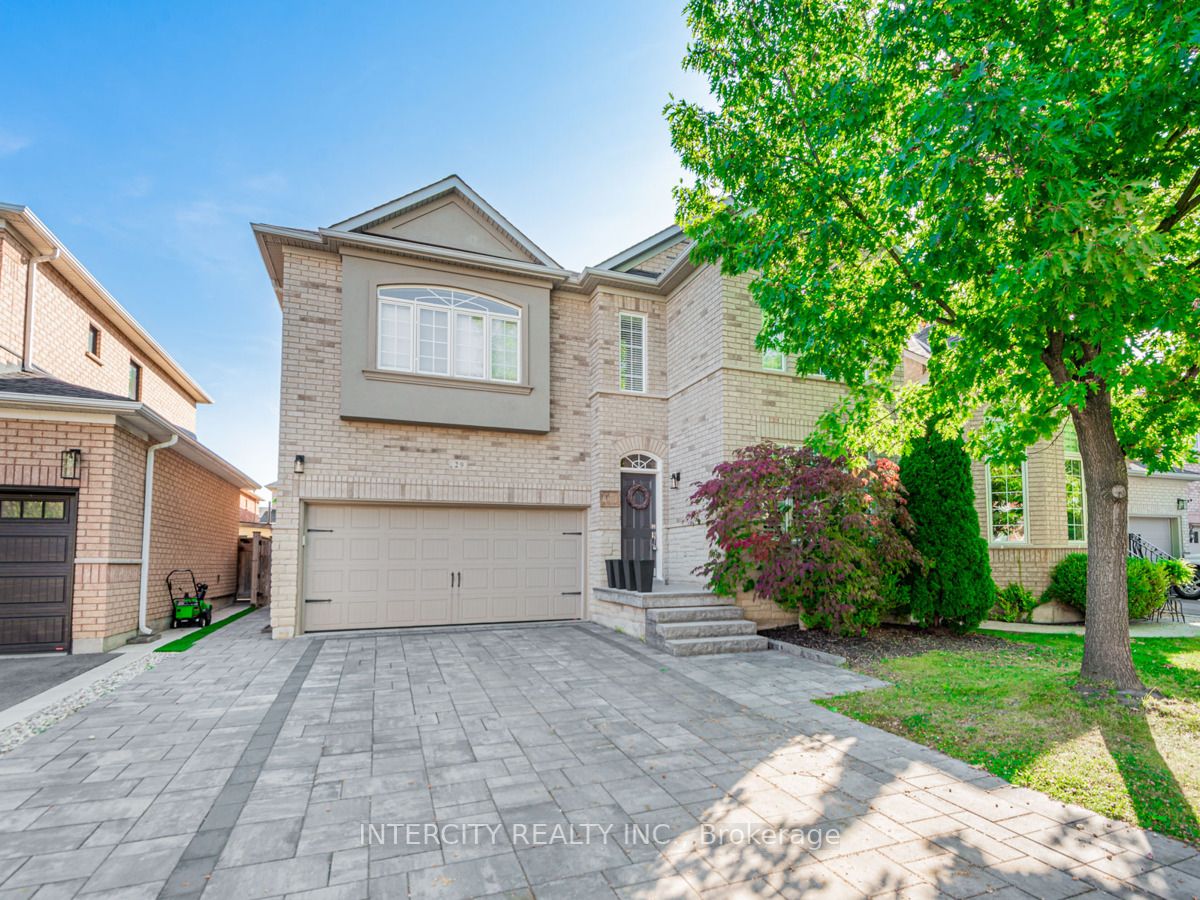 29 Avocet Dr