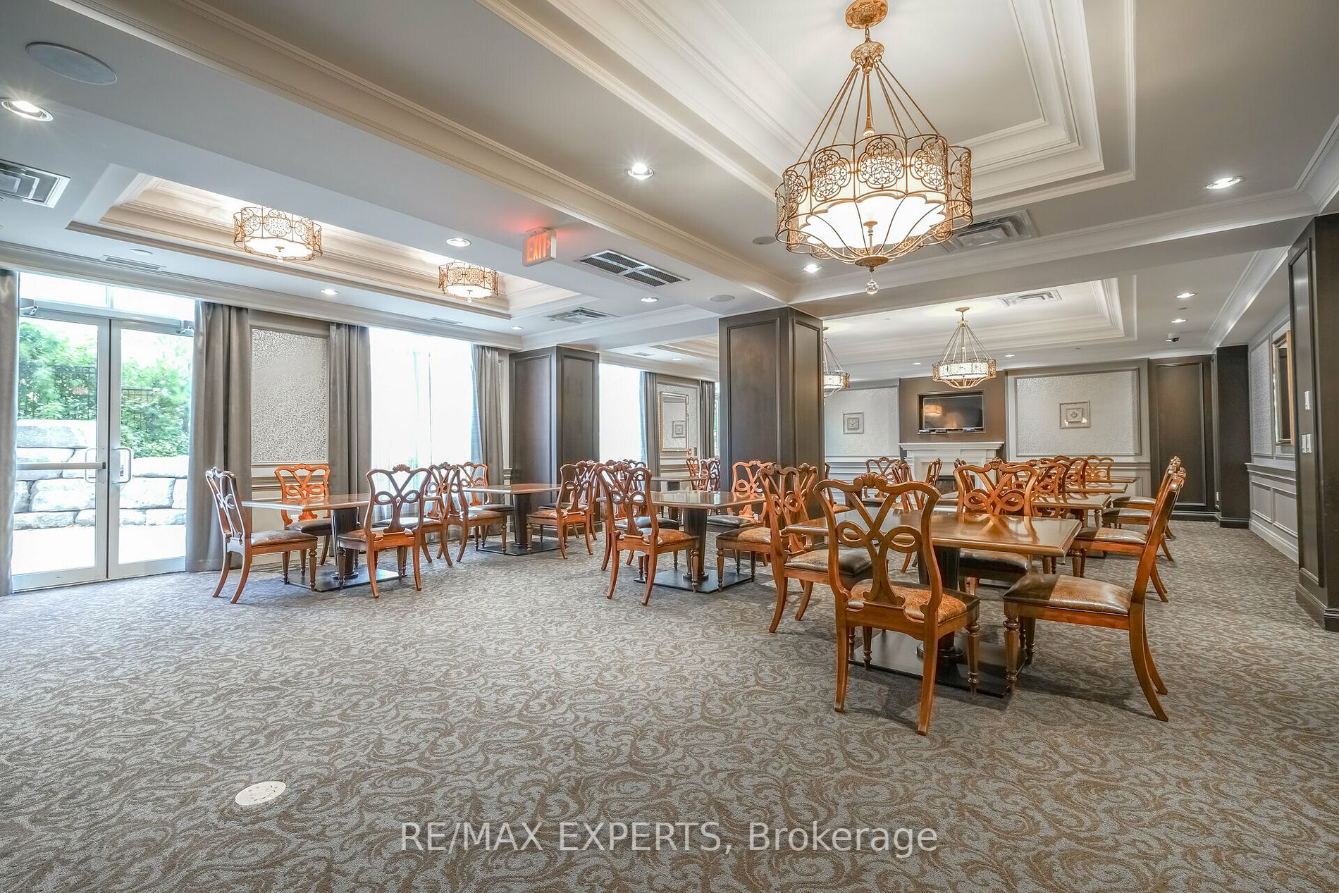 9255 Jane St, #1211