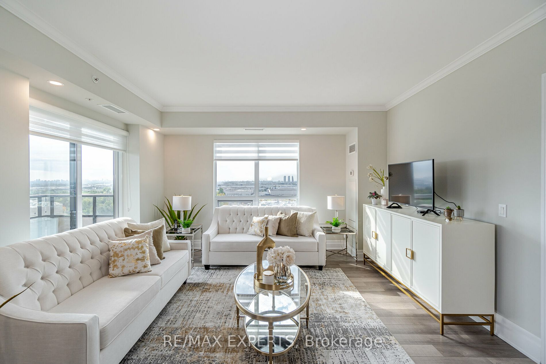 9255 Jane St, #1211