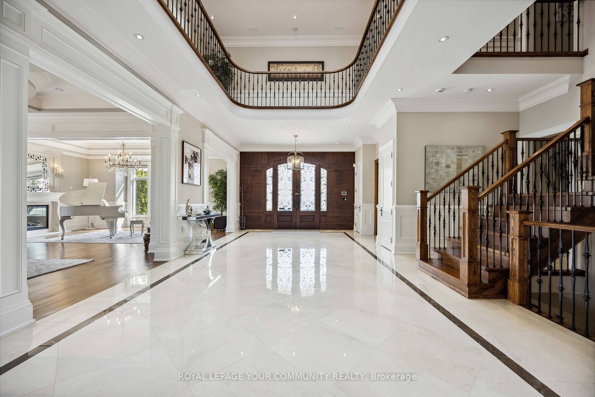 60 Westwood Lane