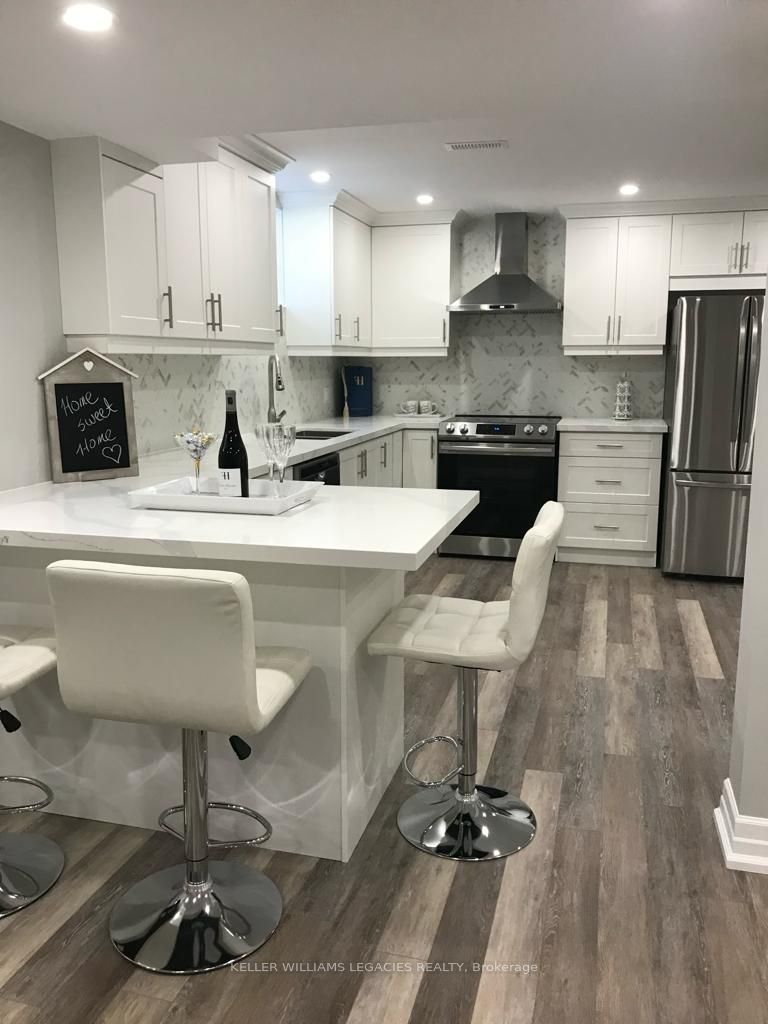 83 Morrison Ave