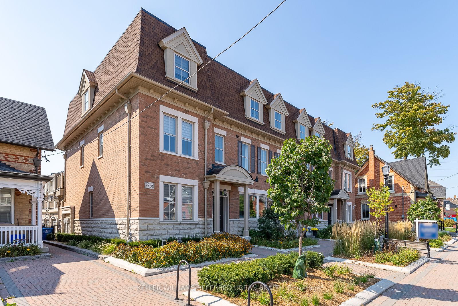 9972 Keele St, #0