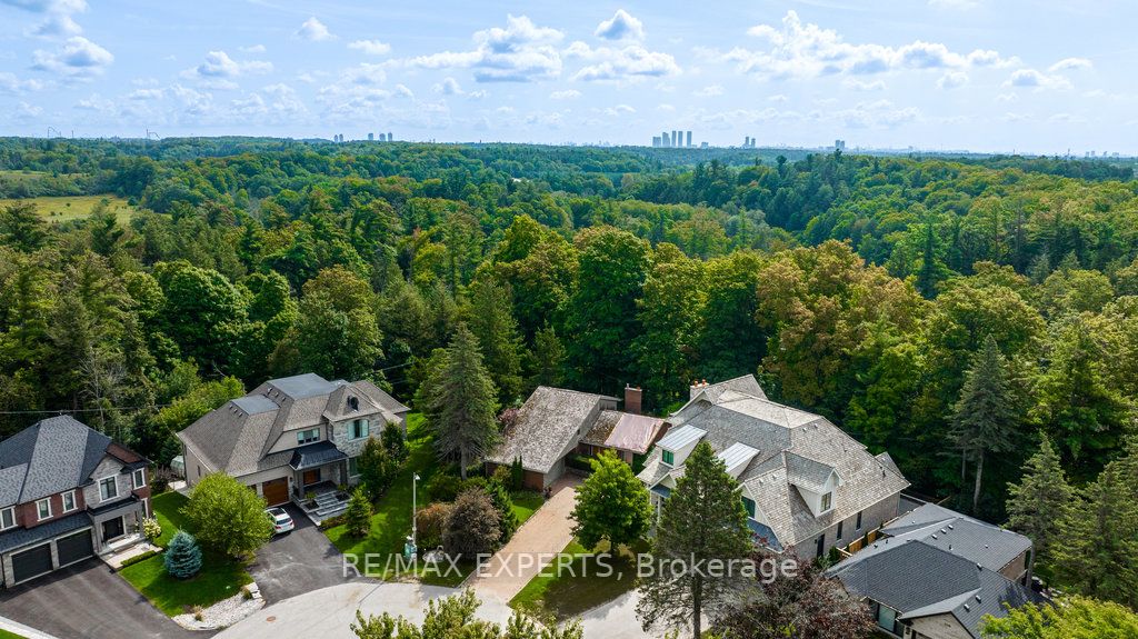 135 Camlaren Cres