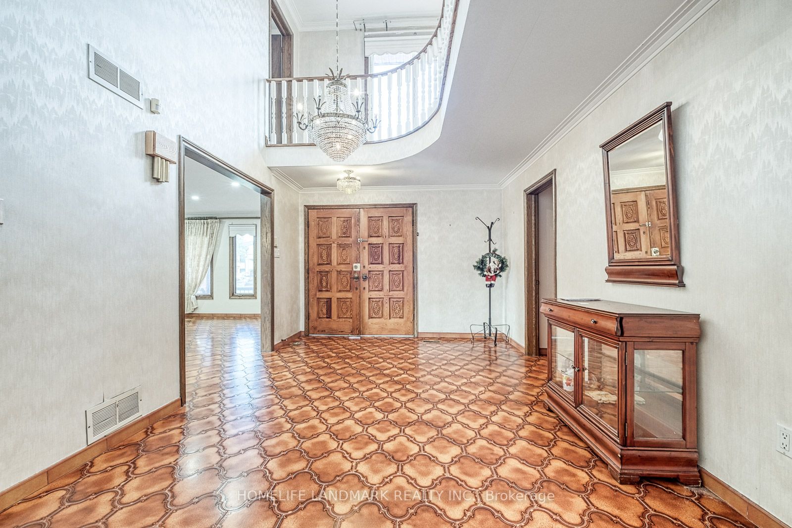 157 Jeanne Dr