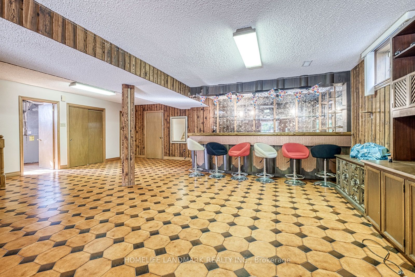 157 Jeanne Dr