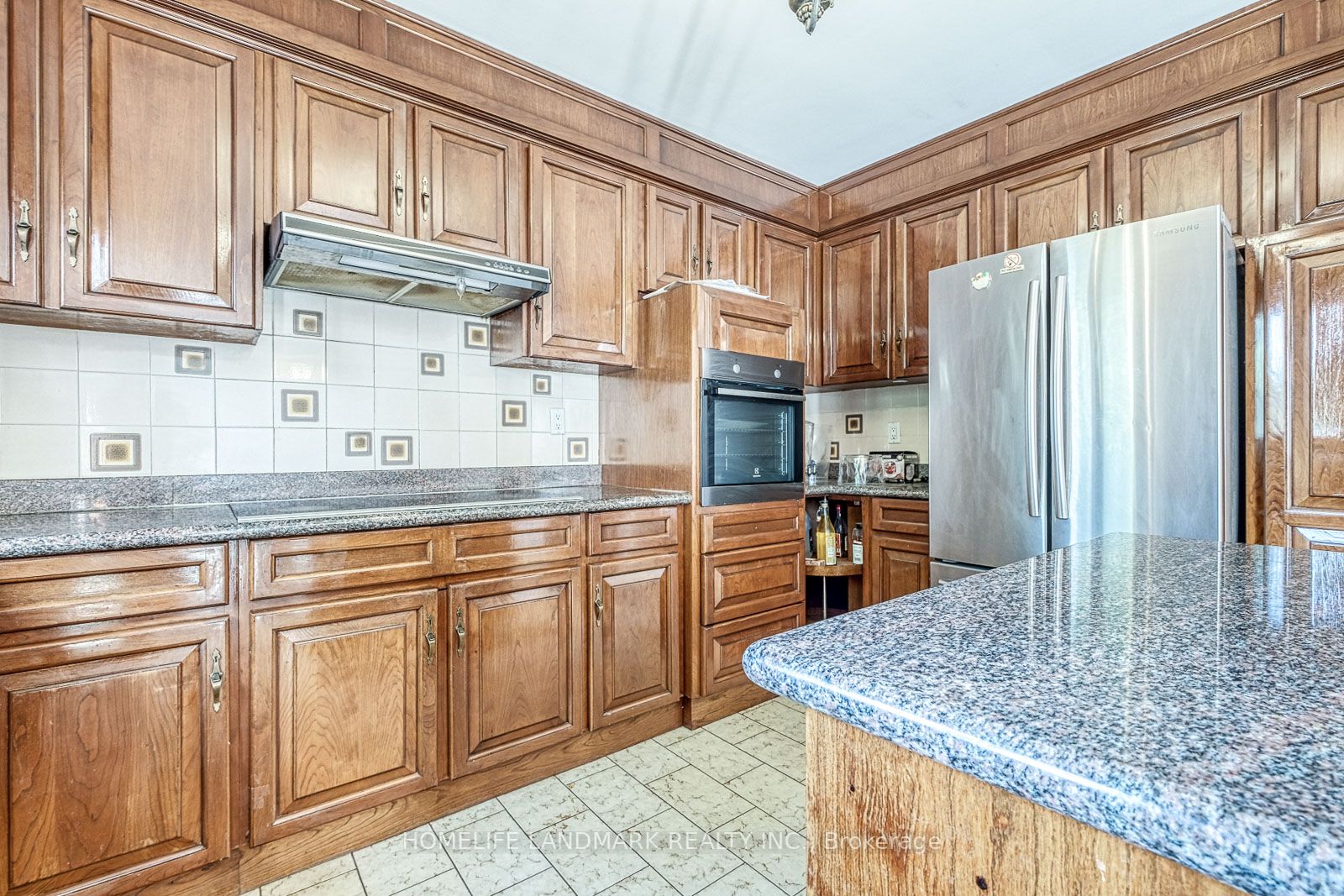157 Jeanne Dr