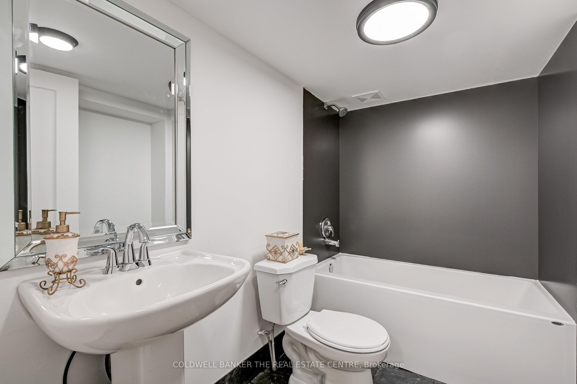 1331 Major Mackenzie Drive E, #134