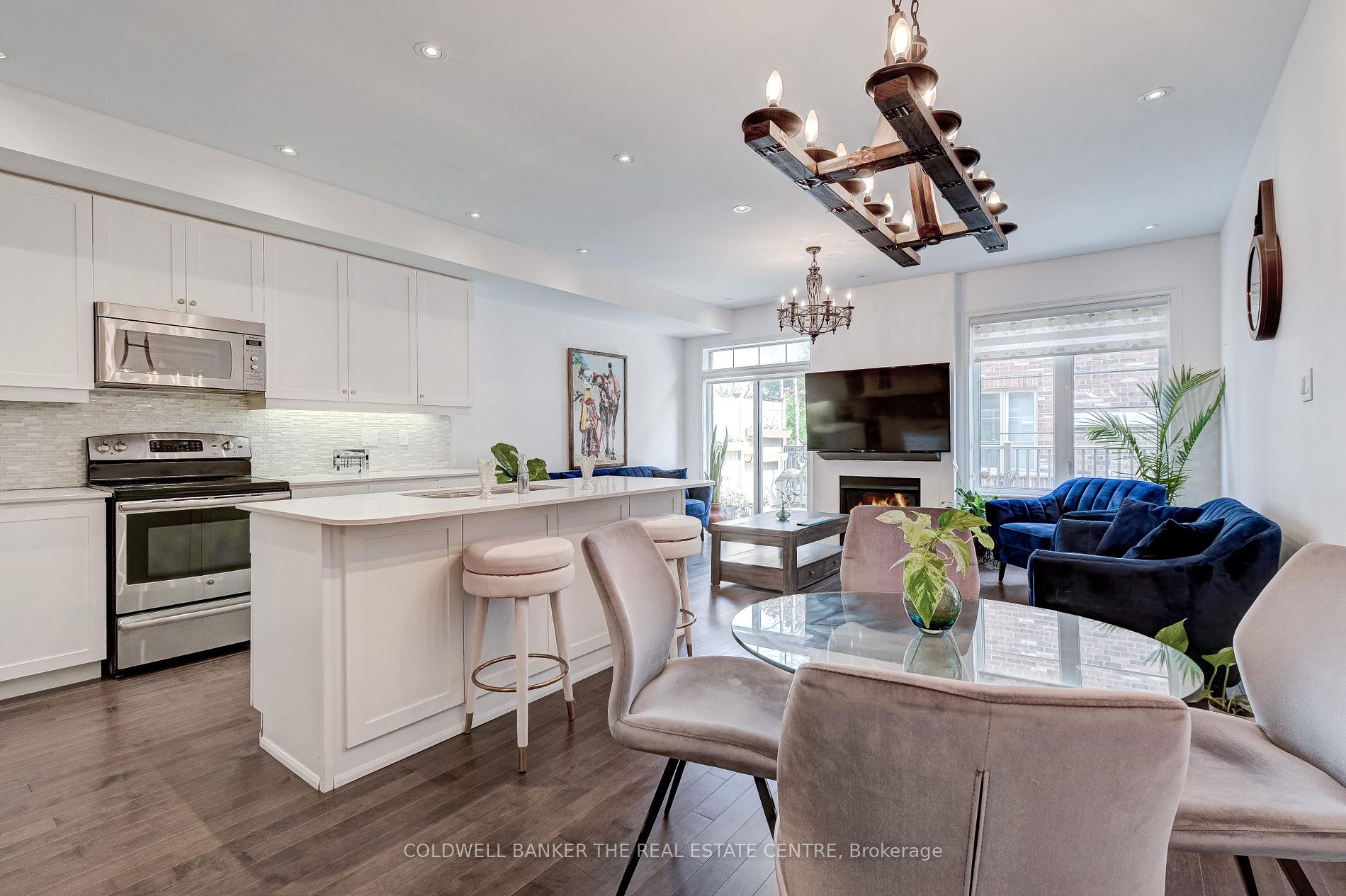 1331 Major Mackenzie Drive E, #134