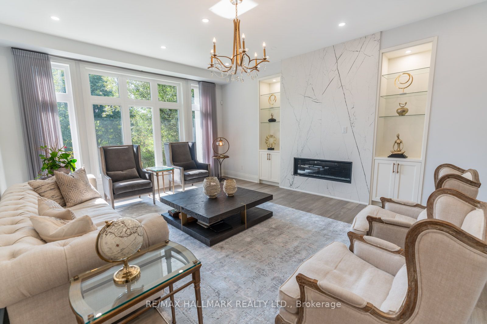 147 Royal Orchard Blvd