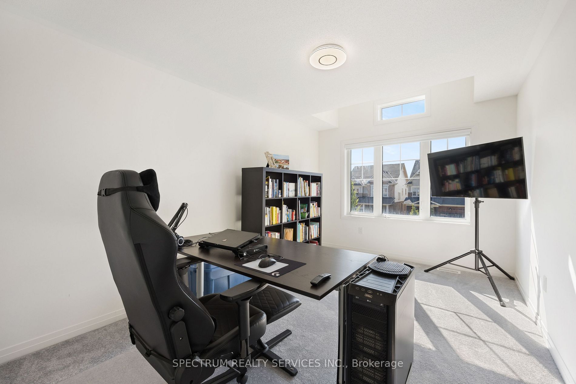 52 Pridham Pl