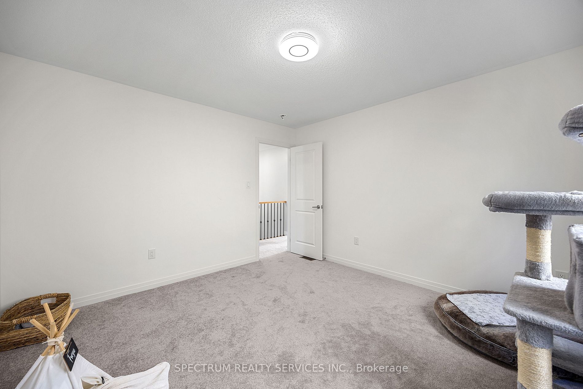 52 Pridham Pl