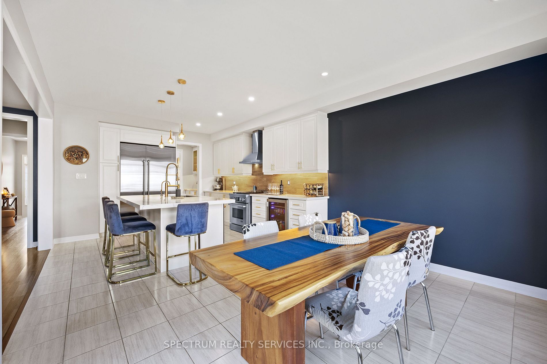 52 Pridham Pl