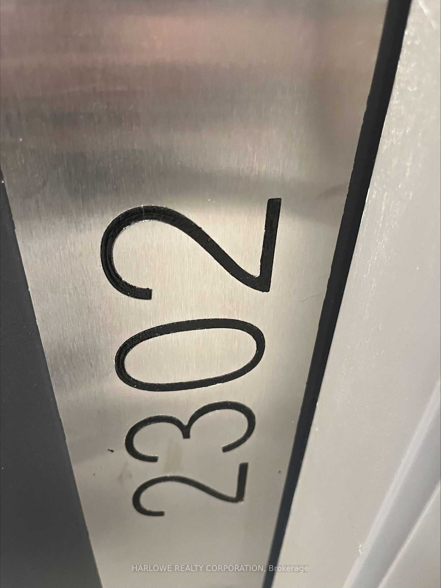 105 Oneida Cres, #2302