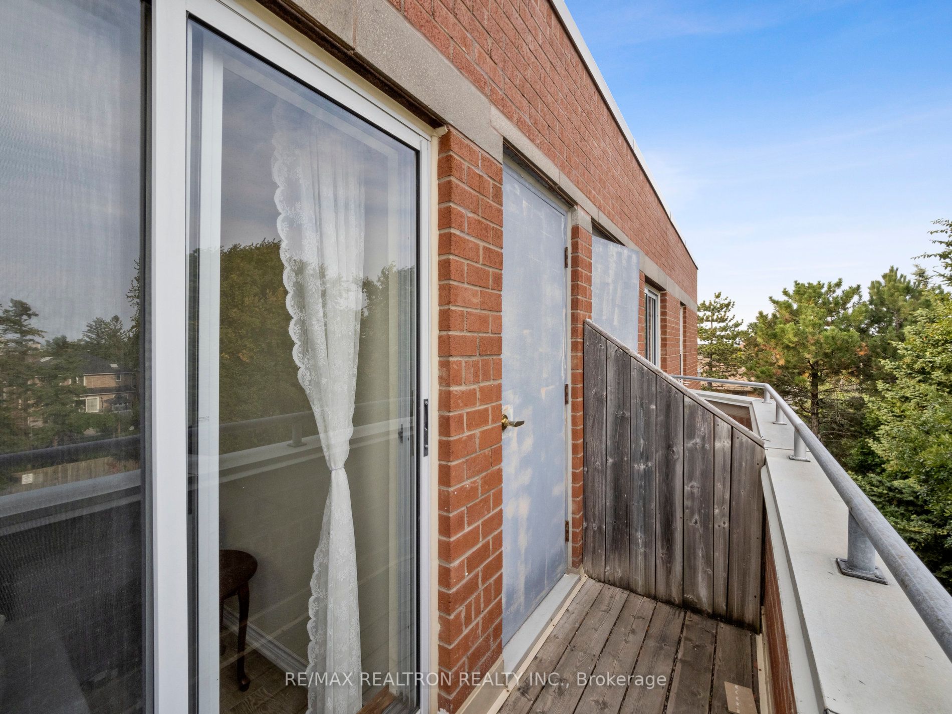 9 Chalmers Road, #PH4