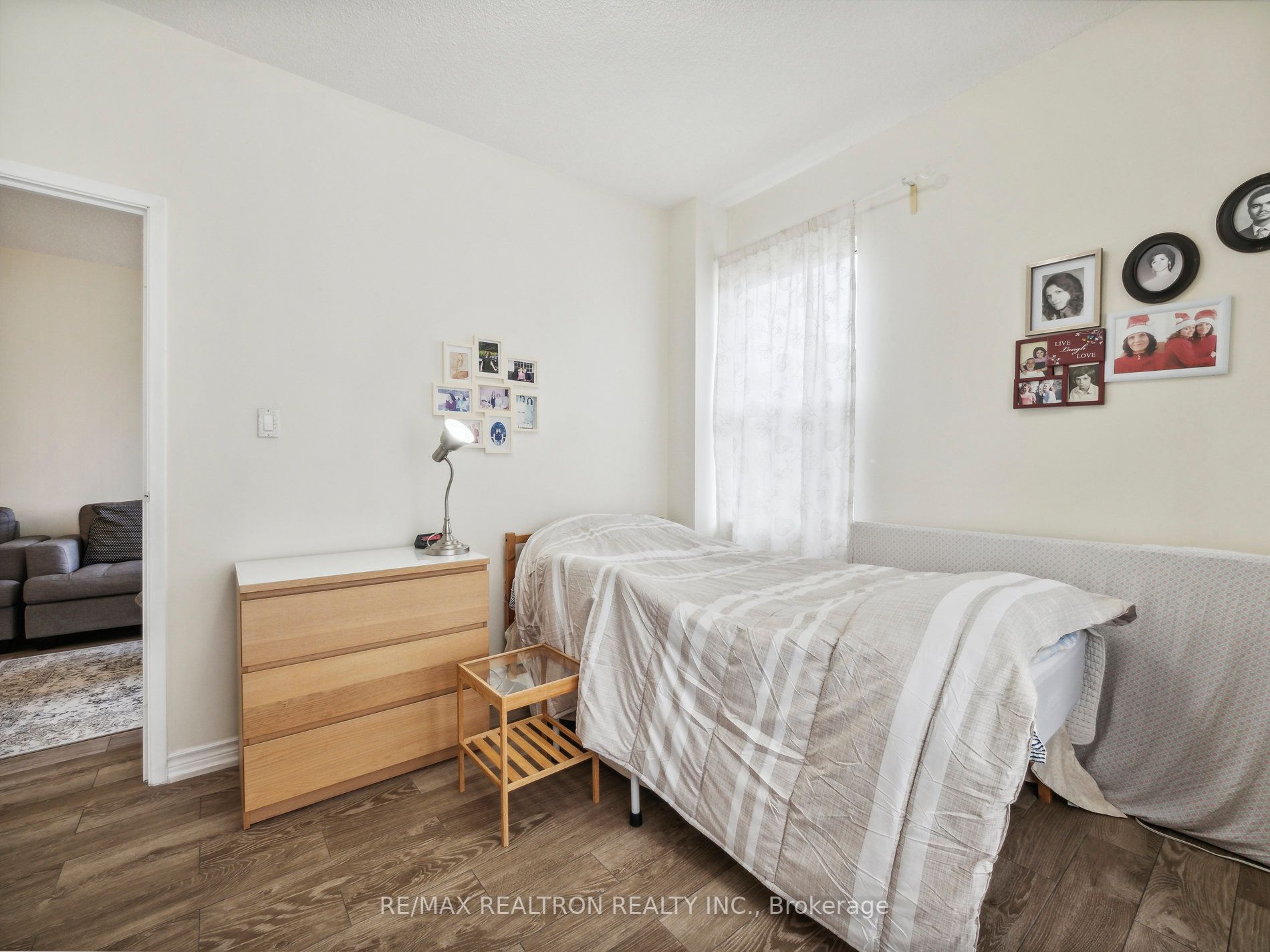9 Chalmers Road, #PH4