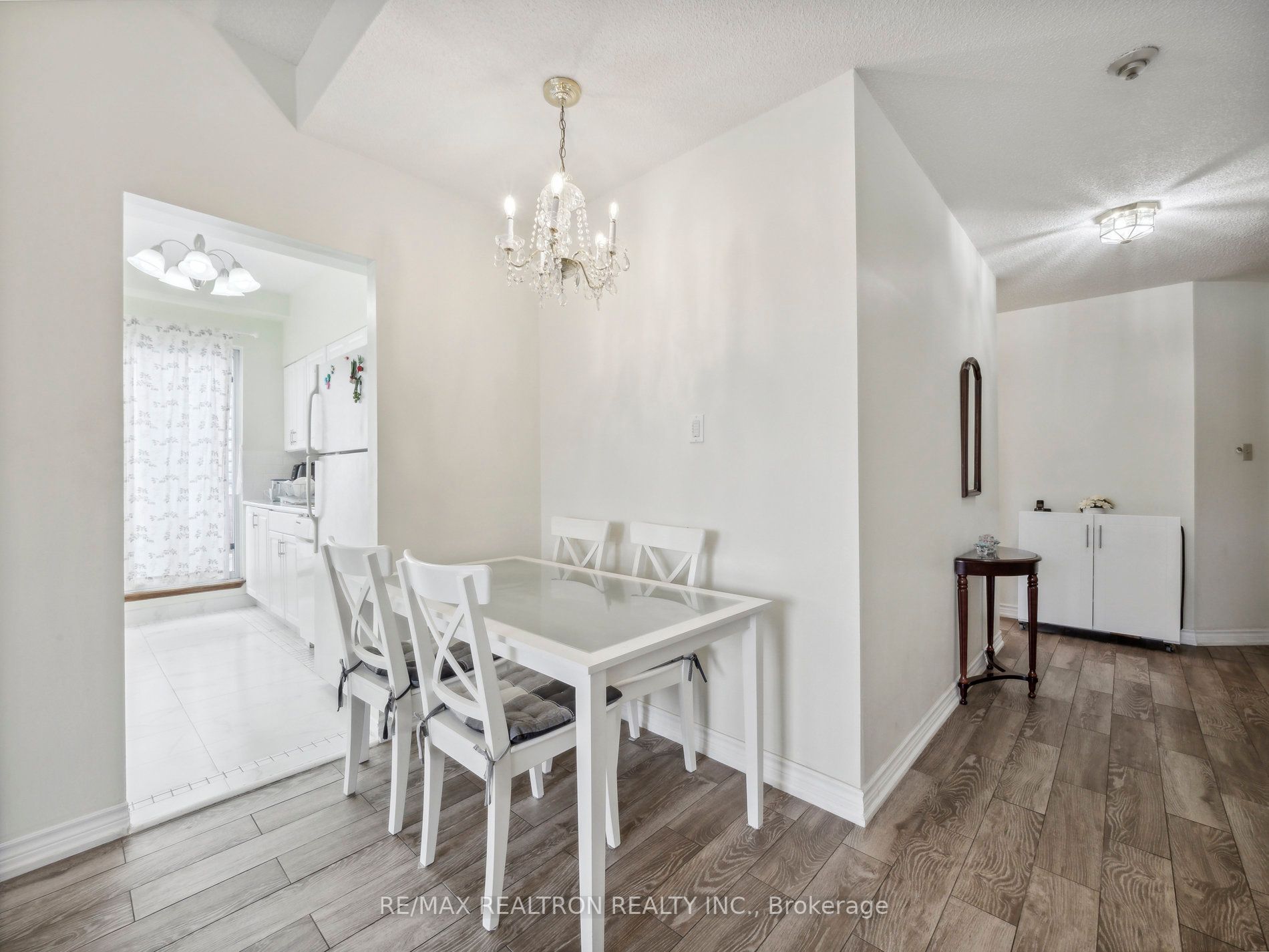 9 Chalmers Road, #PH4