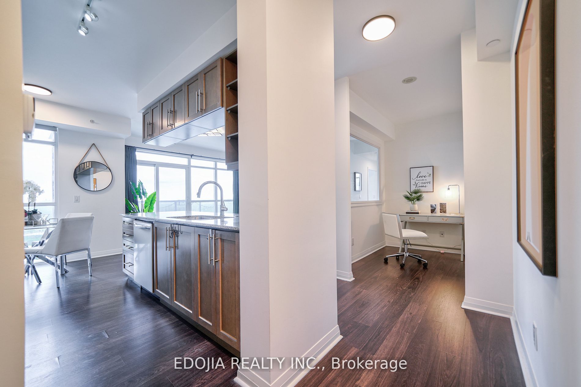 55 Oneida Cres, #Lph04